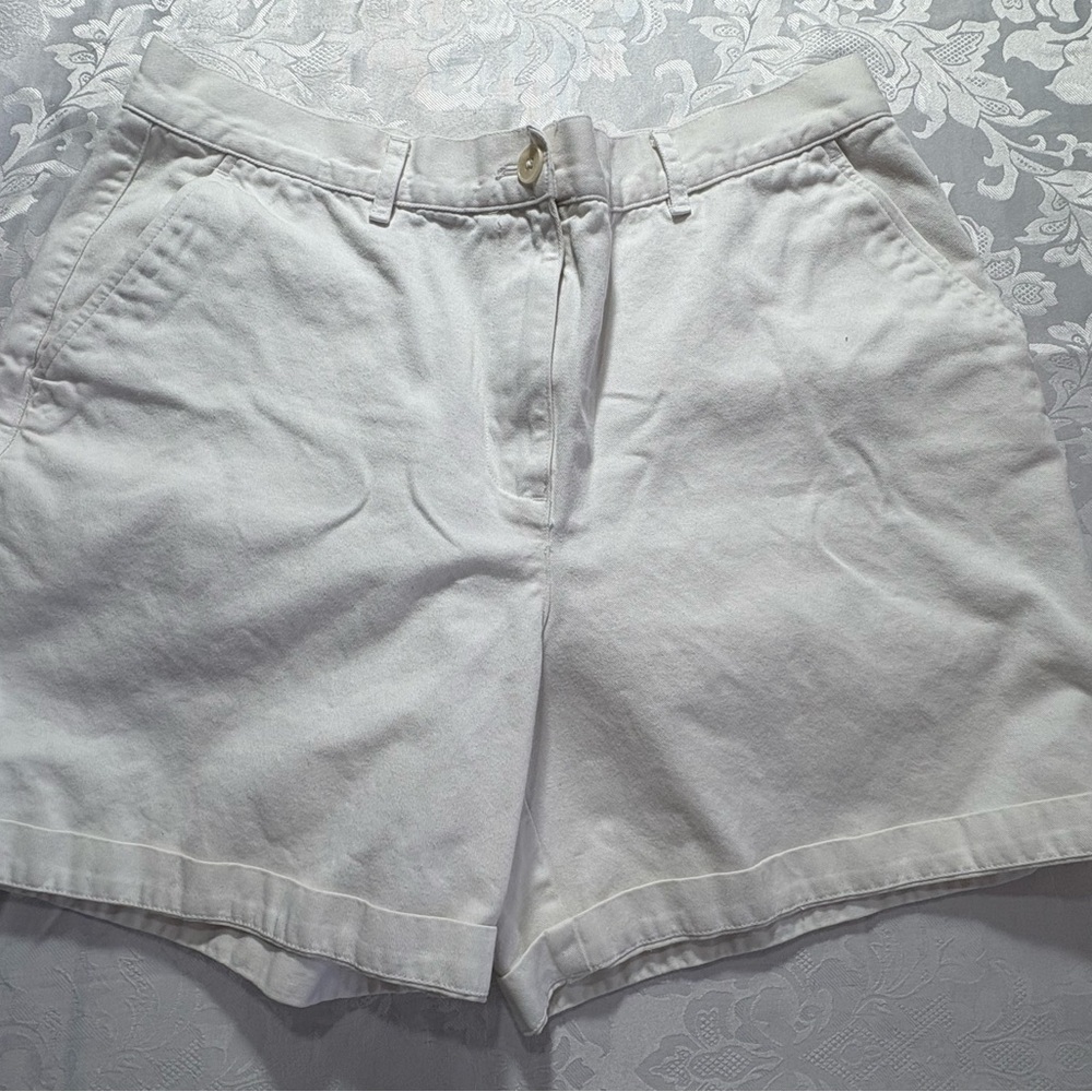 Lauren Ralph Lauren Shorts Women’s 12 White Cotton Short Chino Flat Front Cuffed - Picture 2 of 6
